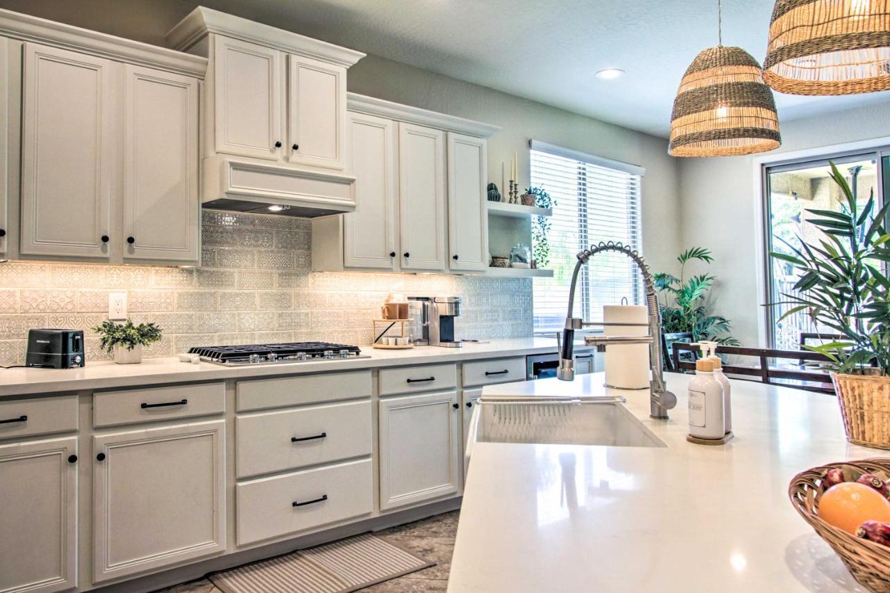 Family-Friendly Goodyear Home With Private Pool Esterno foto